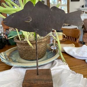 Primitive, vintage, folk art fish -metal w wood base. ,